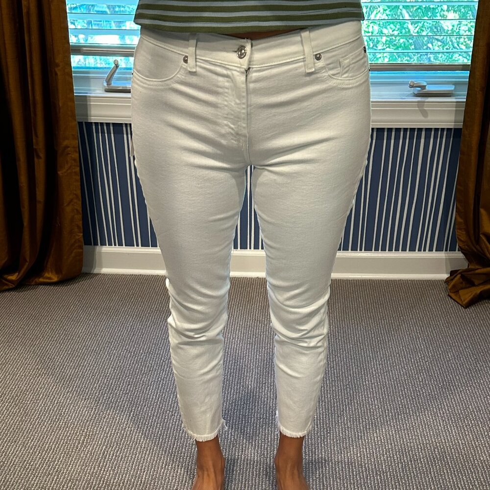 NWT - 7 For ManKind Roxanne Ankle with Raw Hem in White Fashion.  - Size 29